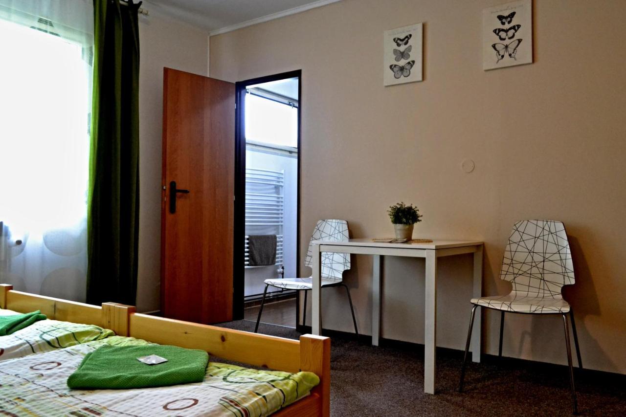 Hostel U Sv. Stepana ลิโตเมริเซ ภายนอก รูปภาพ